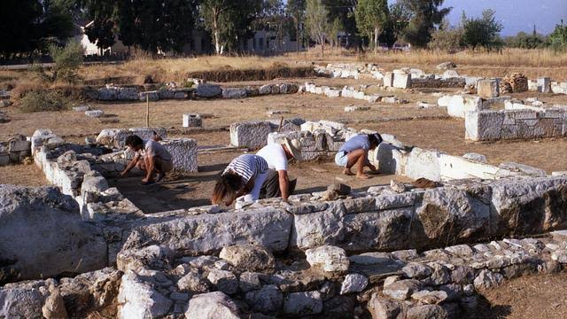 les récits de l'archéologie expérimentale suisse